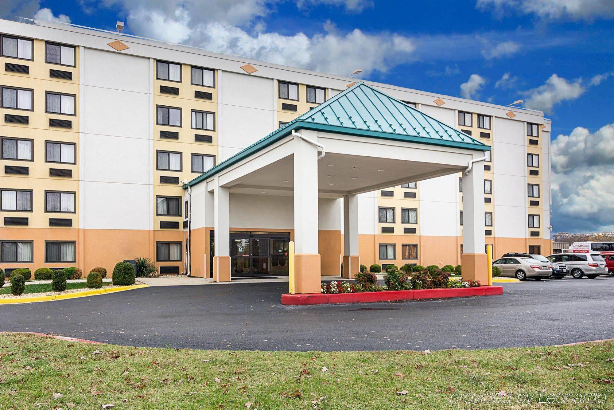 Comfort Inn Oxon Hill Eksteriør bilde